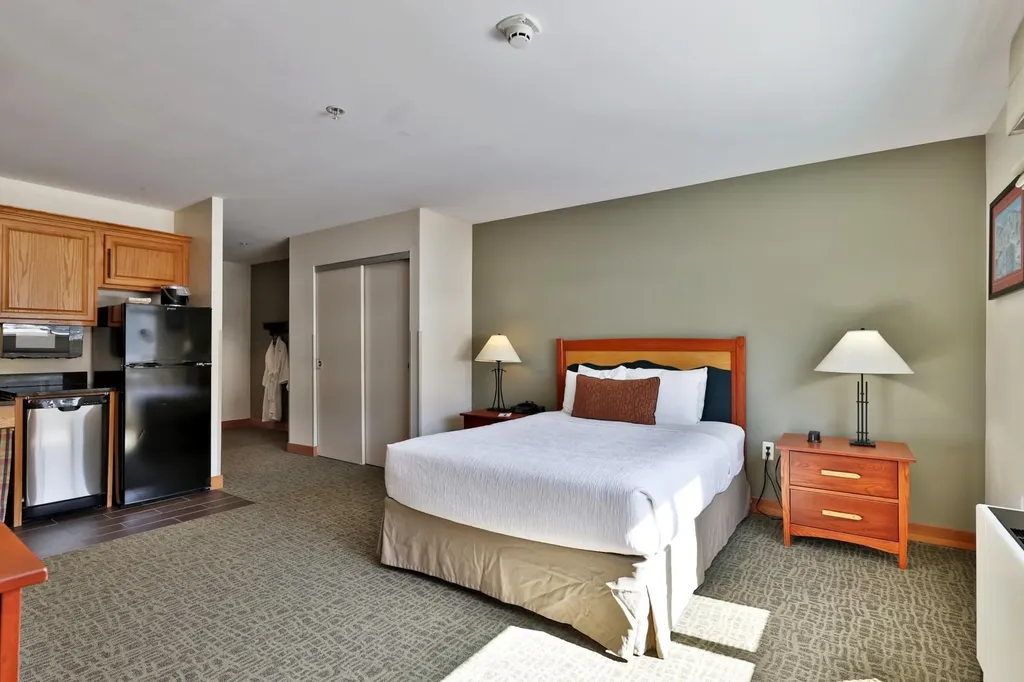 228 East Mountain Road Killington VT 05751