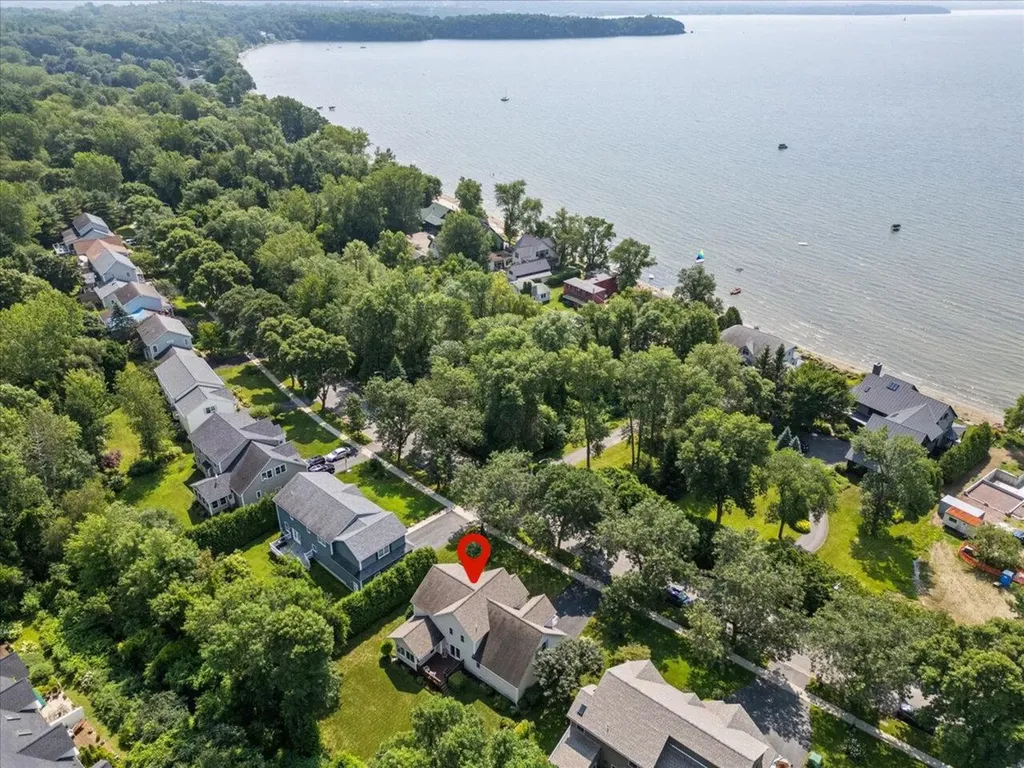 222 Appletree Point Road Burlington VT 05408