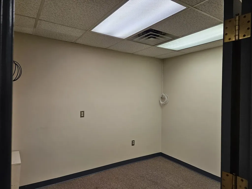 39.5 Birch Street Derry NH 03038