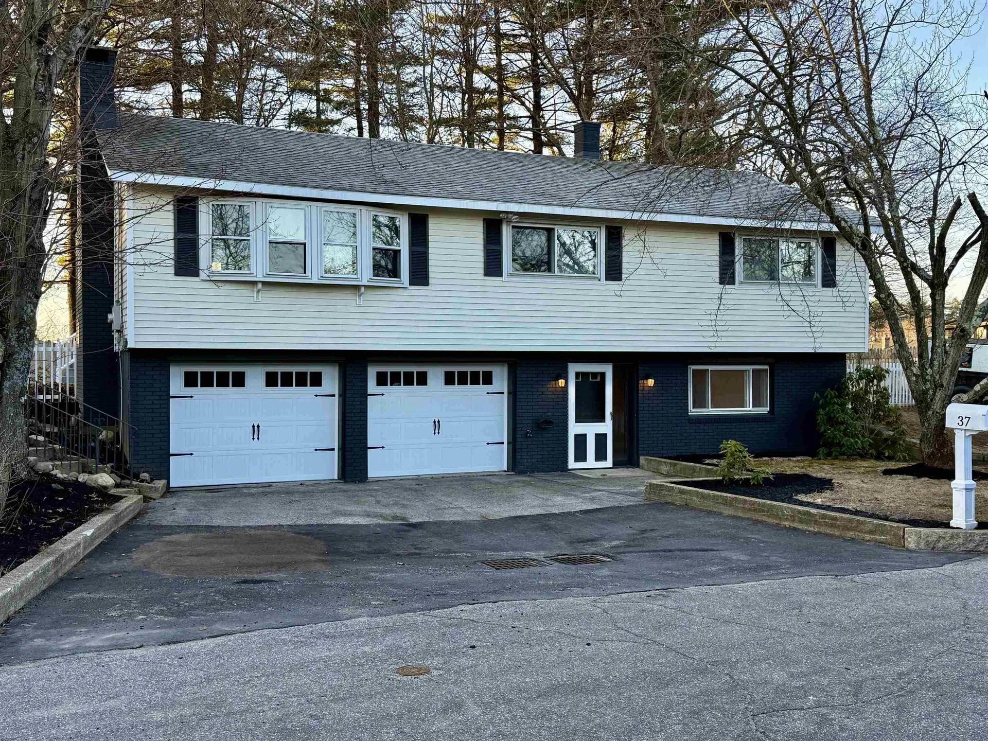 37 Frontage Road Manchester NH 03103