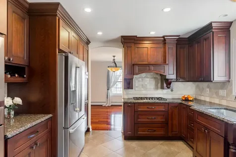 15 Catkin Drive South Burlington VT 05403