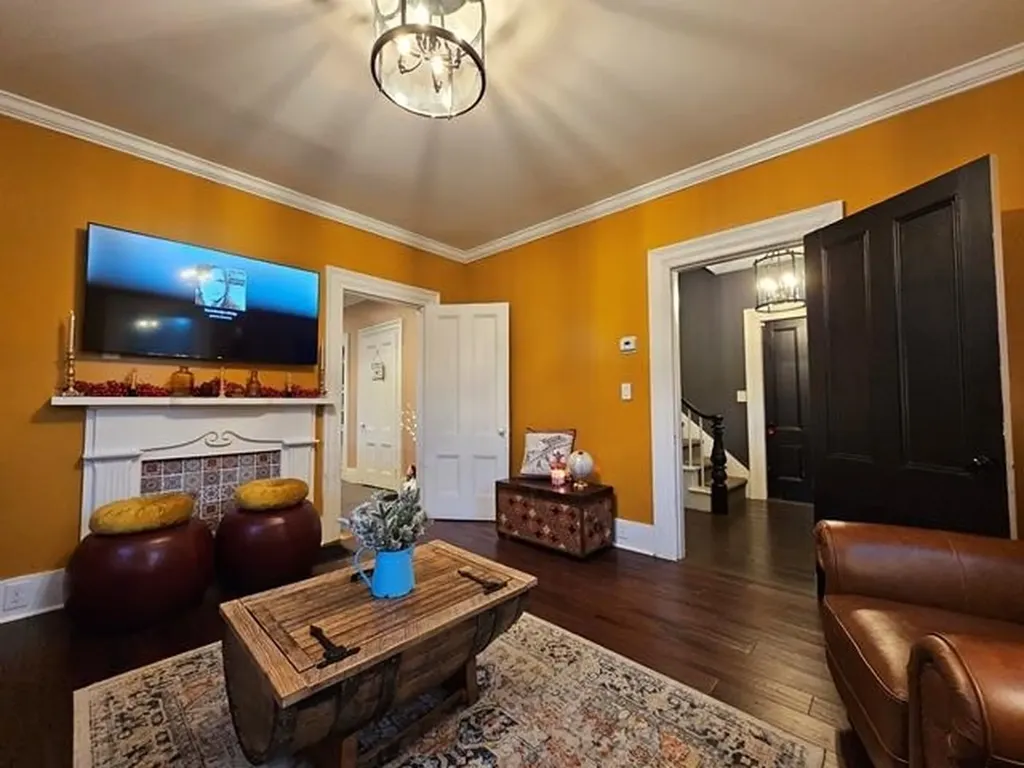 296 Court Street Keene NH 03431