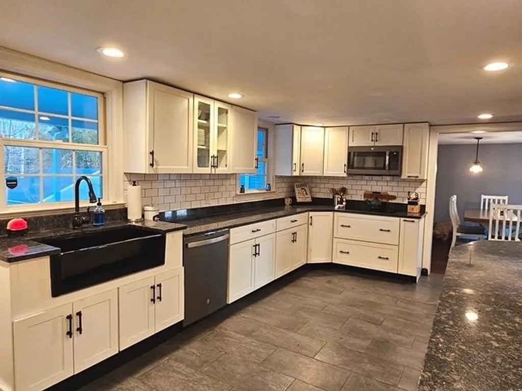 296 Court Street Keene NH 03431