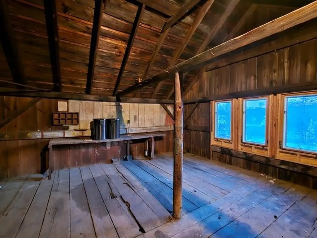 296 Court Street Keene NH 03431