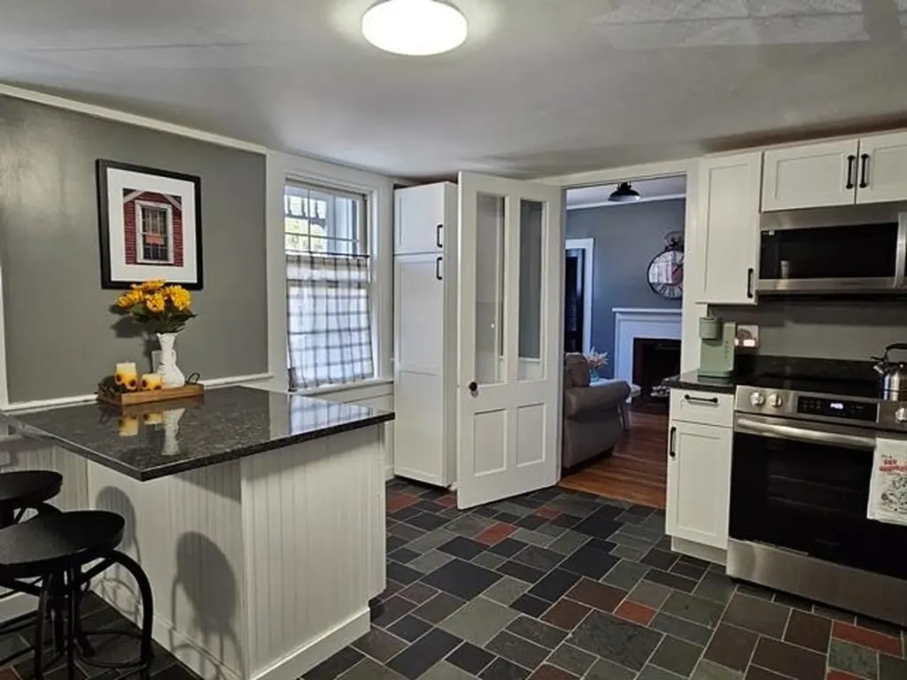 296 Court Street Keene NH 03431