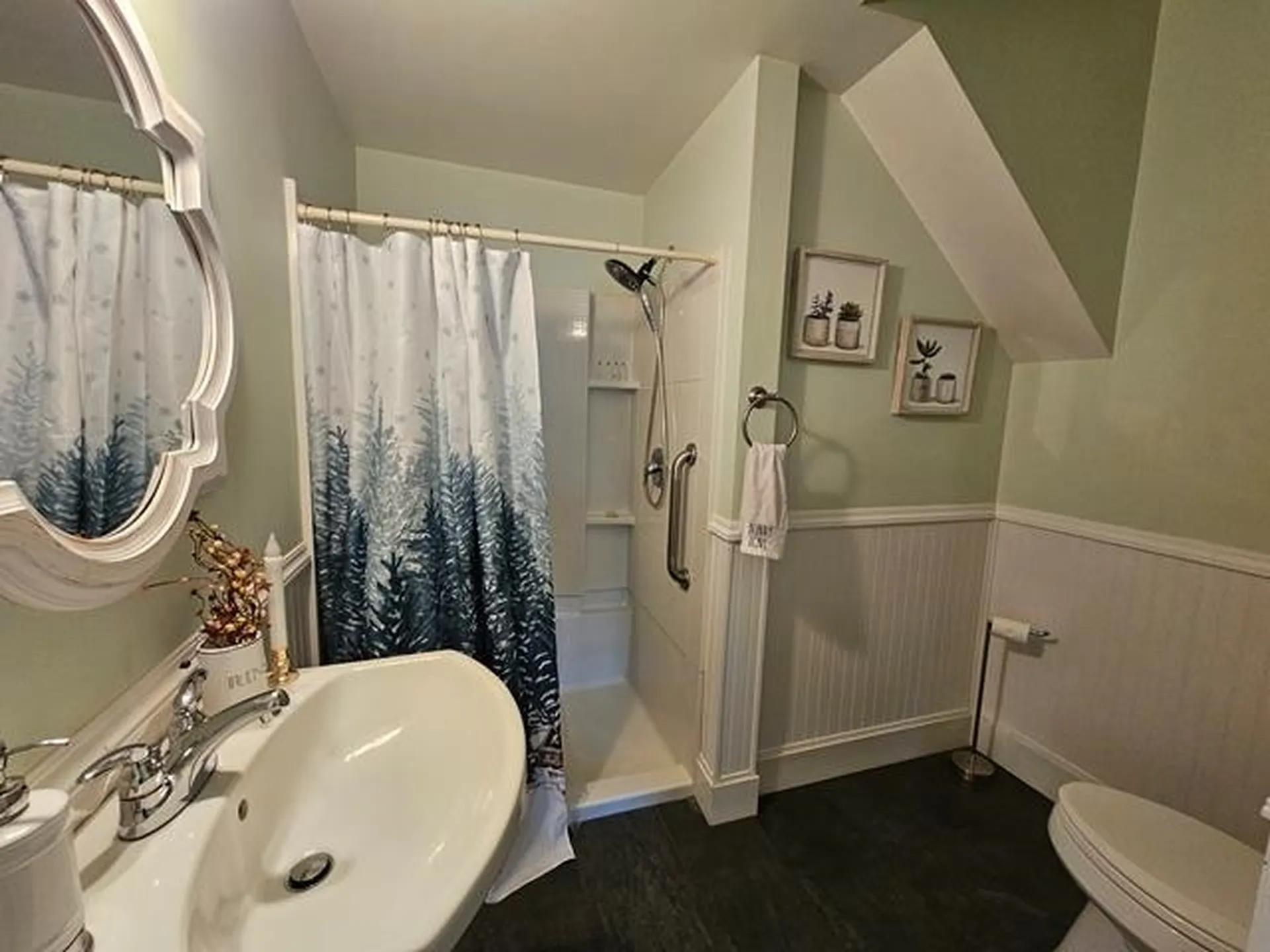 296 Court Street Keene NH 03431