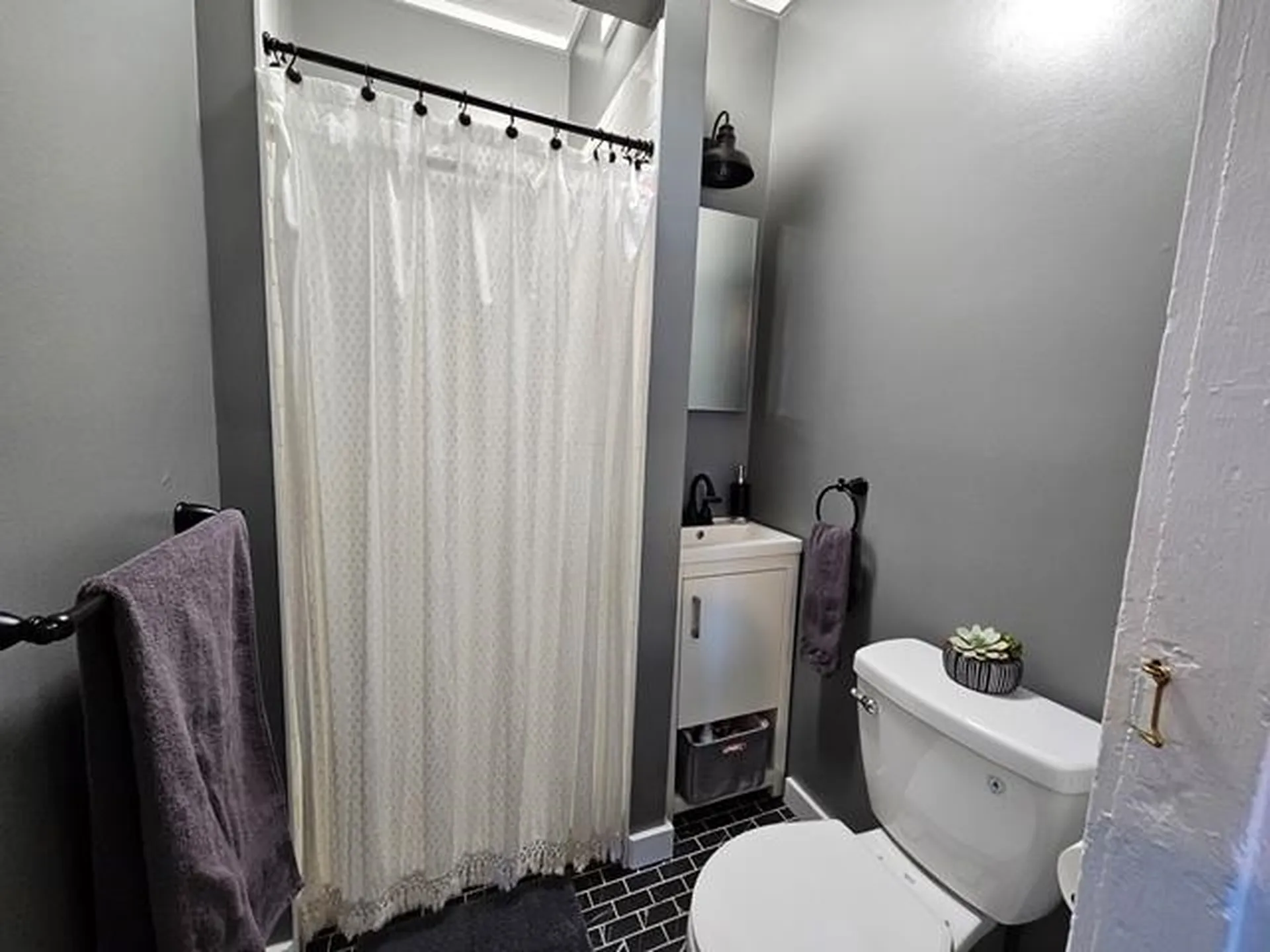 296 Court Street Keene NH 03431