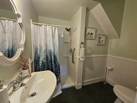 296 Court Street Keene NH 03431