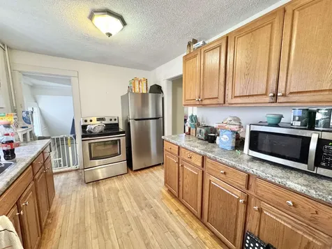 253 Maple Avenue Claremont NH 03743