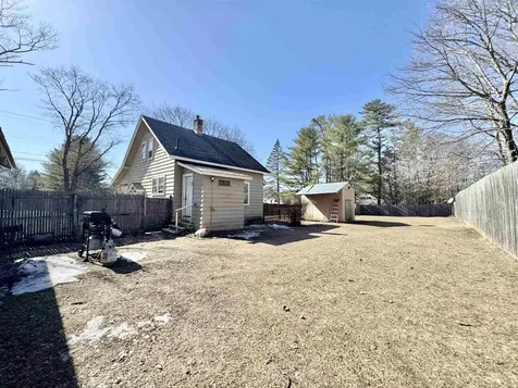 253 Maple Avenue Claremont NH 03743
