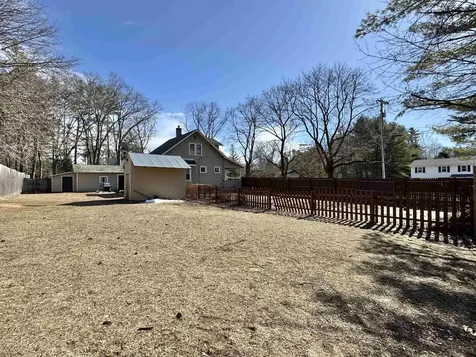 253 Maple Avenue Claremont NH 03743