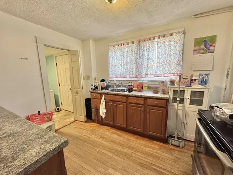 253 Maple Avenue Claremont NH 03743