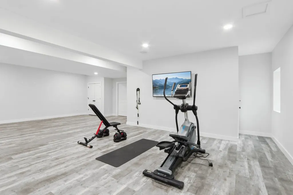 46 High Street Stratham NH 03885