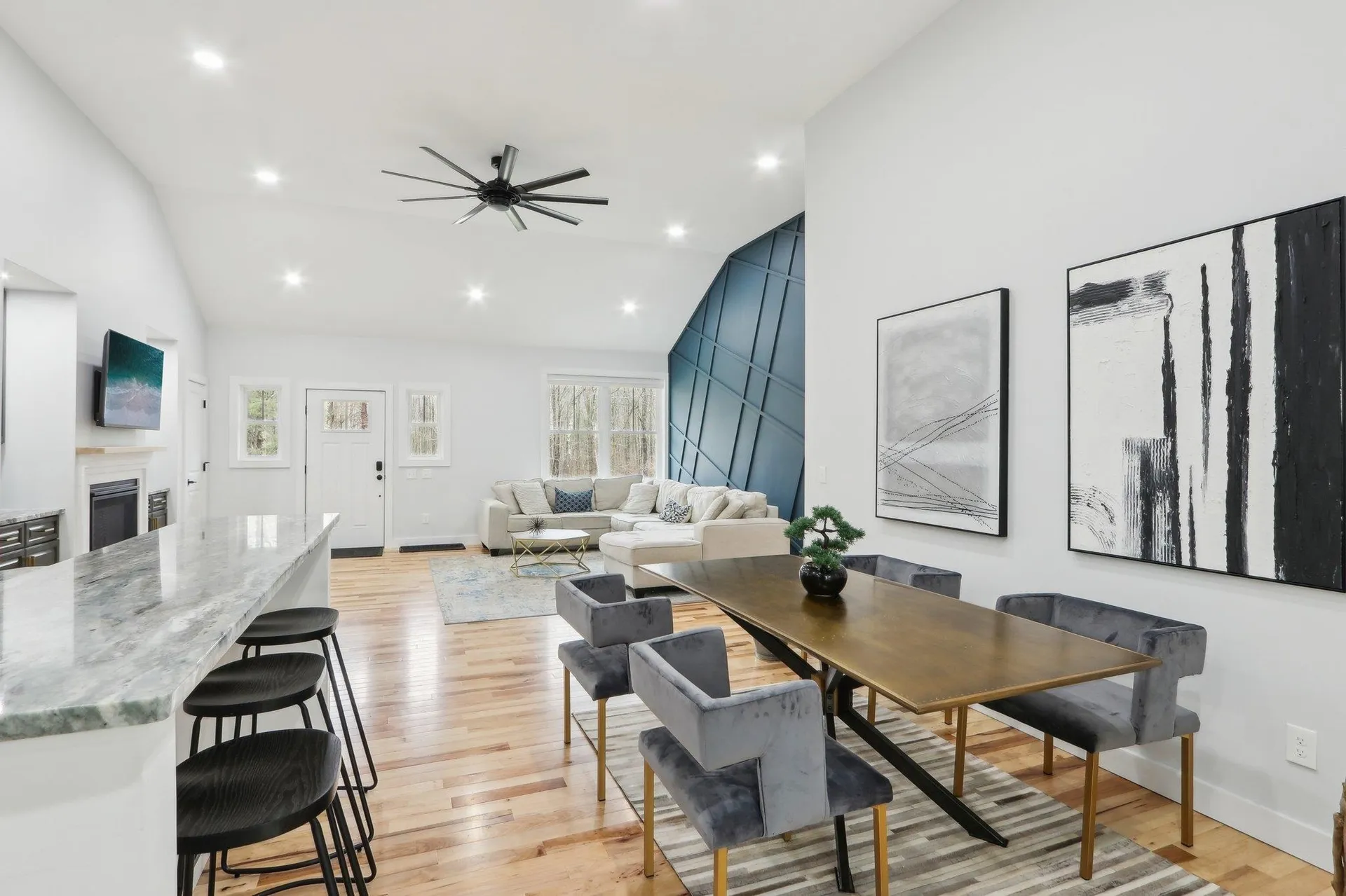 46 High Street Stratham NH 03885