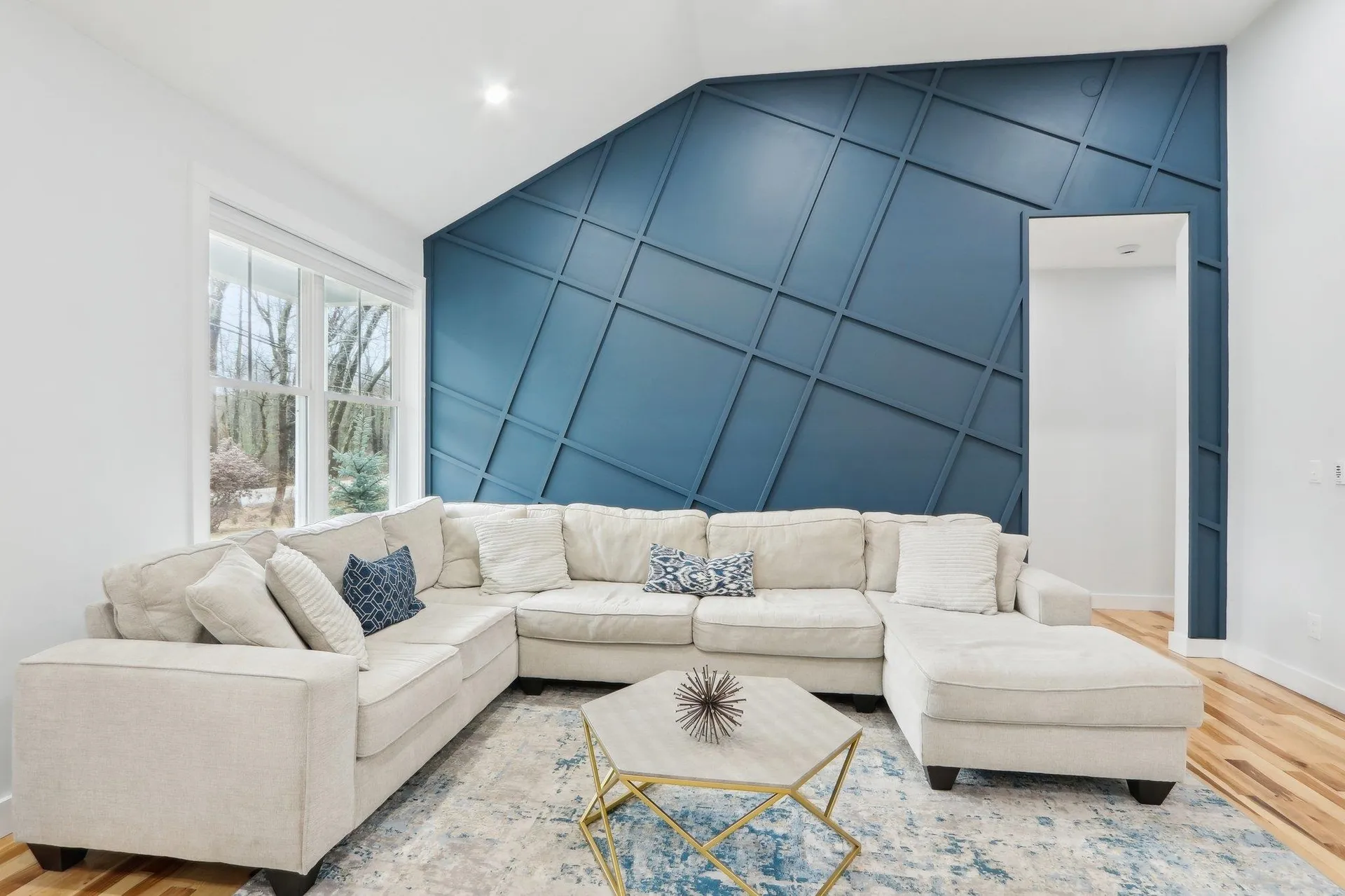 46 High Street Stratham NH 03885