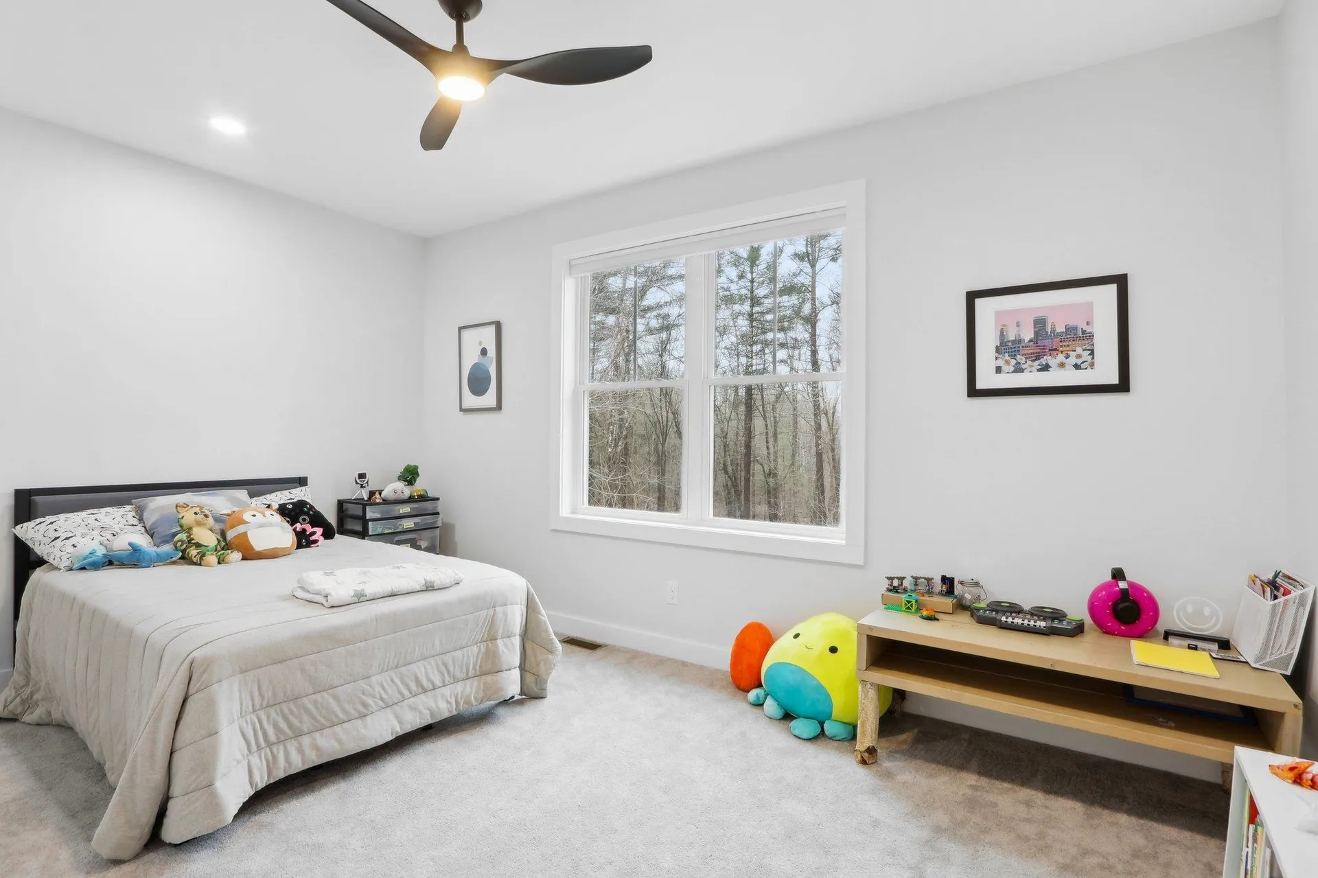 46 High Street Stratham NH 03885