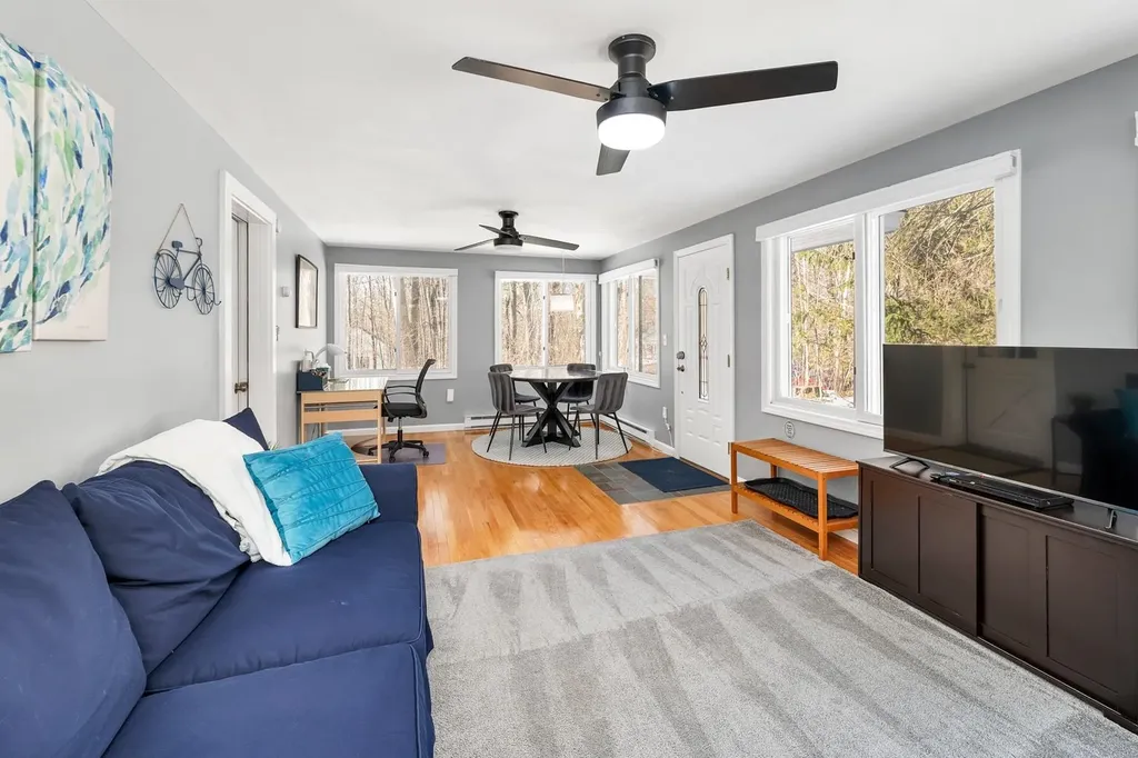 4 Jiminy Drive Wolfeboro NH 03894