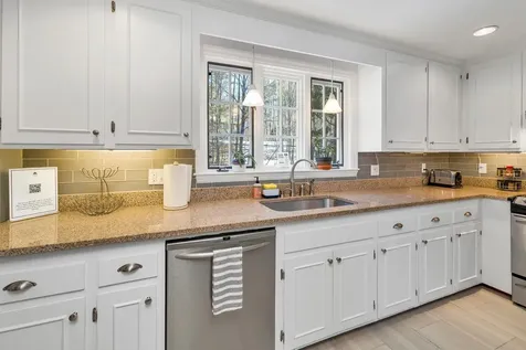 4 Jiminy Drive Wolfeboro NH 03894