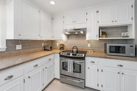 4 Jiminy Drive Wolfeboro NH 03894