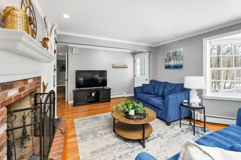 4 Jiminy Drive Wolfeboro NH 03894