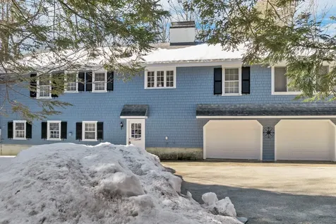 4 Jiminy Drive Wolfeboro NH 03894