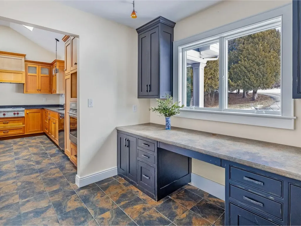 335 Upper Meadow Lane Charlotte VT 05445