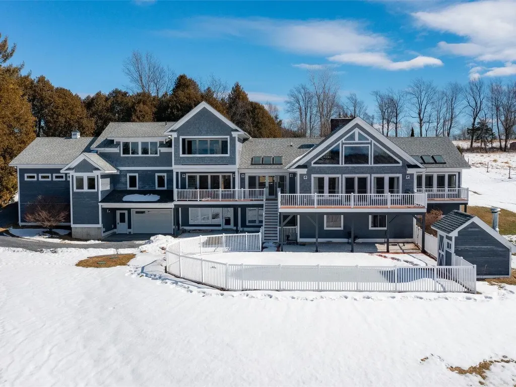 335 Upper Meadow Lane Charlotte VT 05445