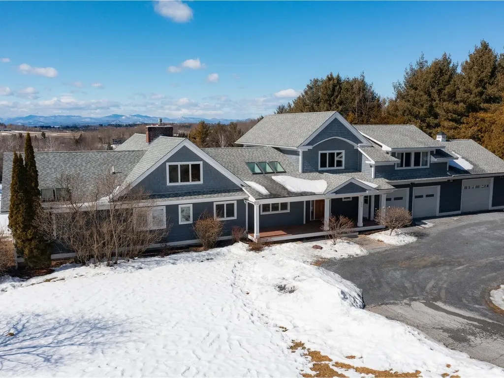 335 Upper Meadow Lane Charlotte VT 05445