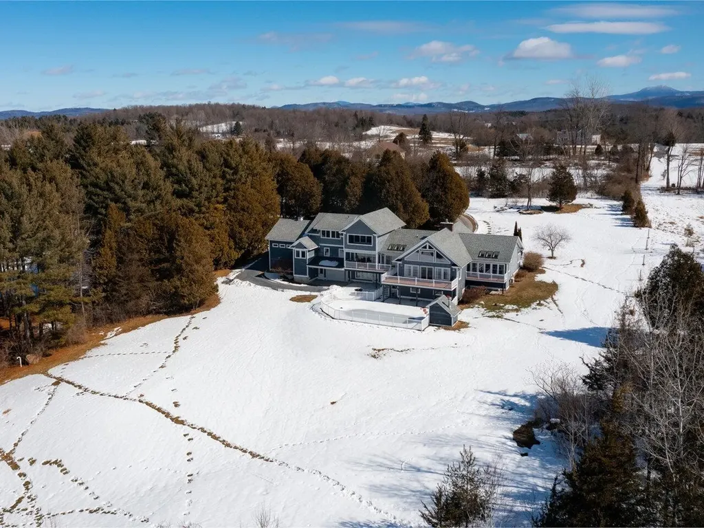 335 Upper Meadow Lane Charlotte VT 05445