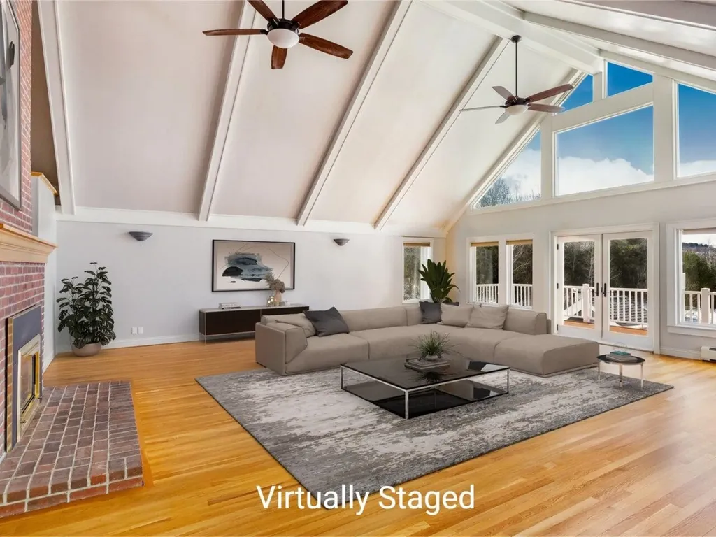 335 Upper Meadow Lane Charlotte VT 05445