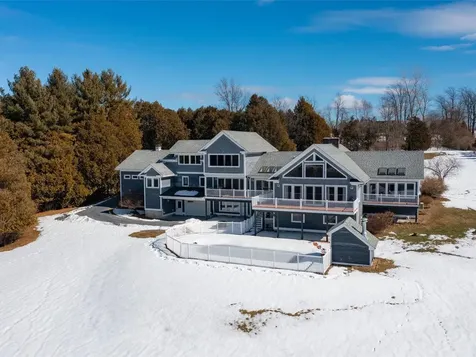 335 Upper Meadow Lane Charlotte VT 05445