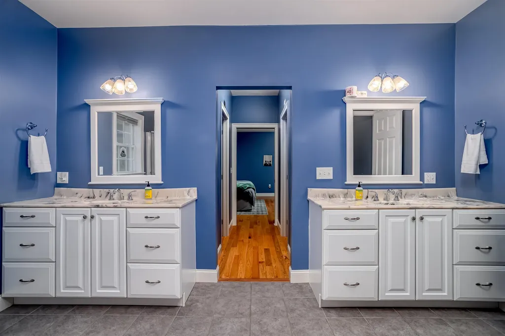 35 Monadnock Lane Peterborough NH 03458