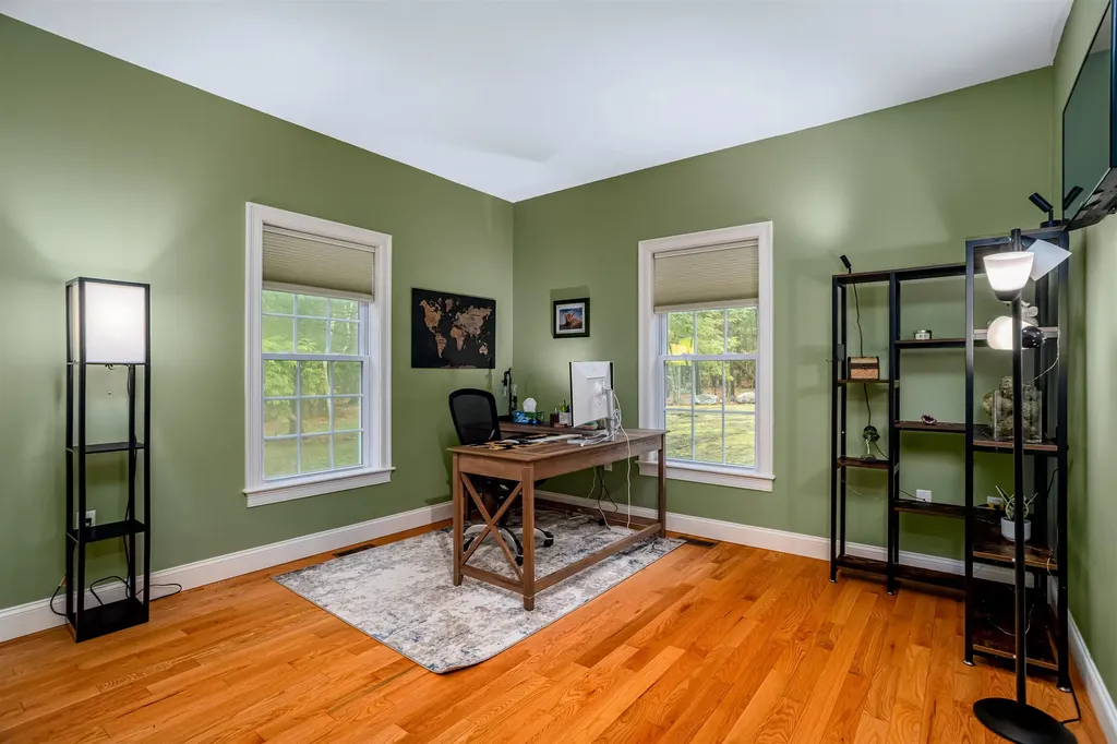 35 Monadnock Lane Peterborough NH 03458