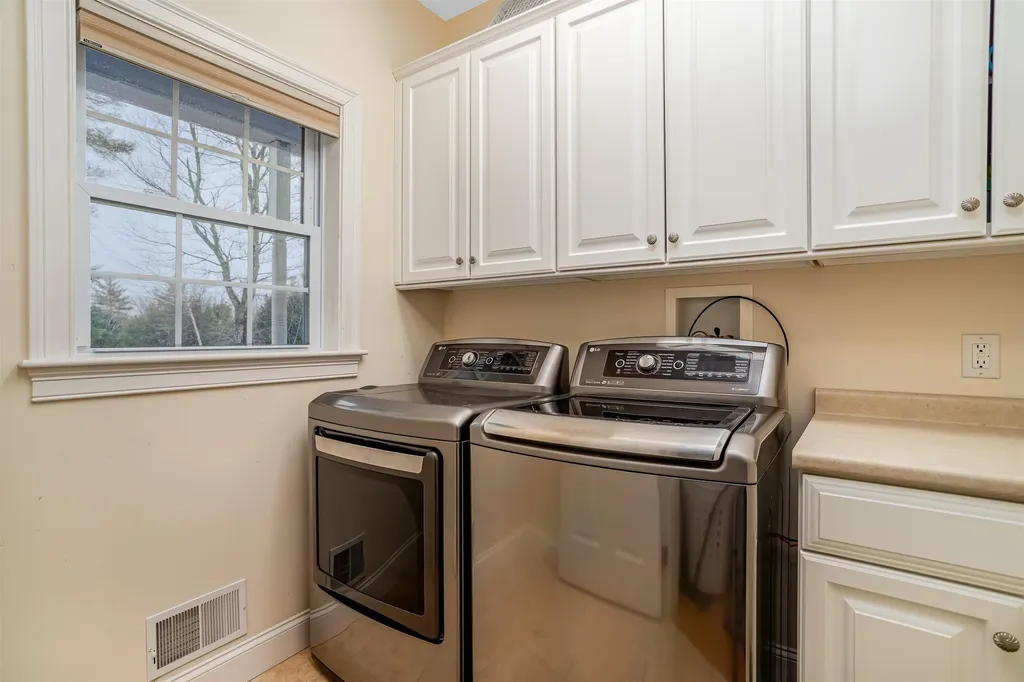 35 Monadnock Lane Peterborough NH 03458