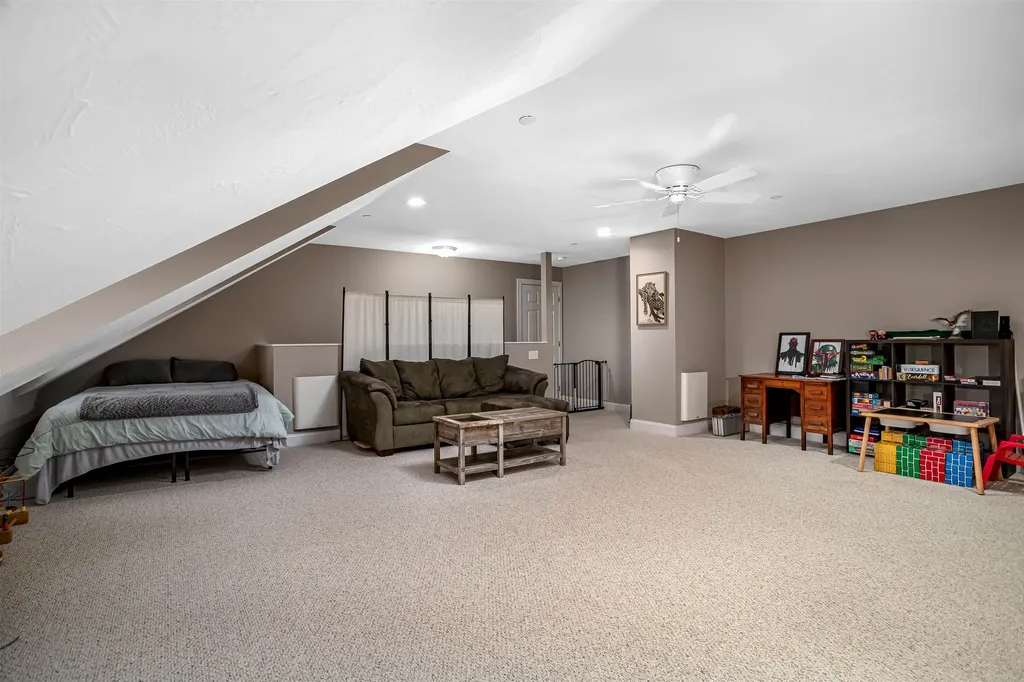 35 Monadnock Lane Peterborough NH 03458