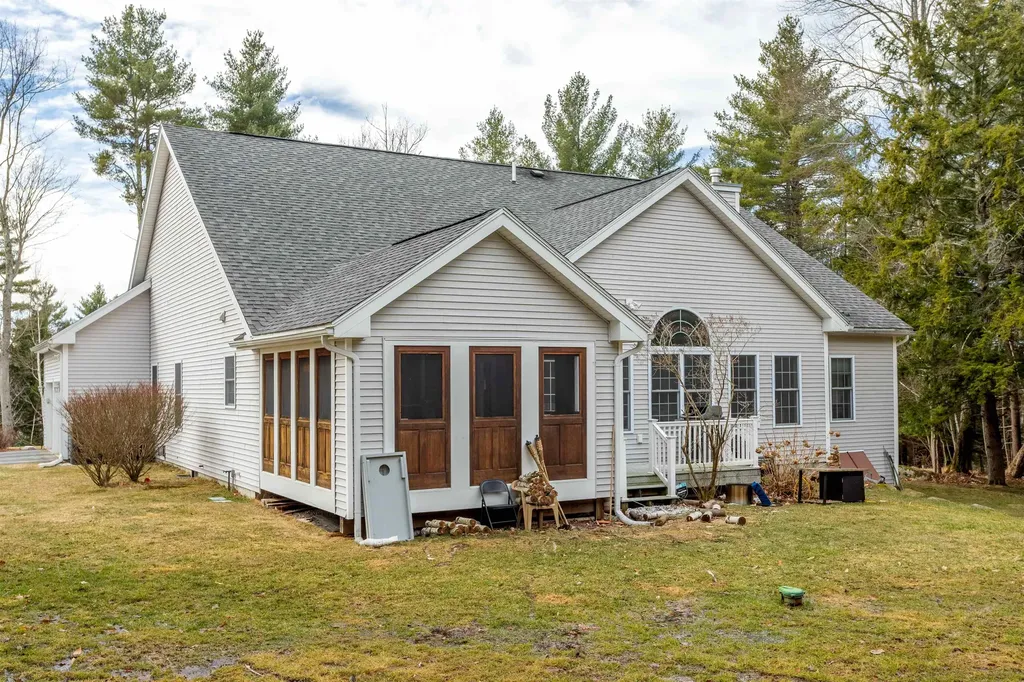 35 Monadnock Lane Peterborough NH 03458