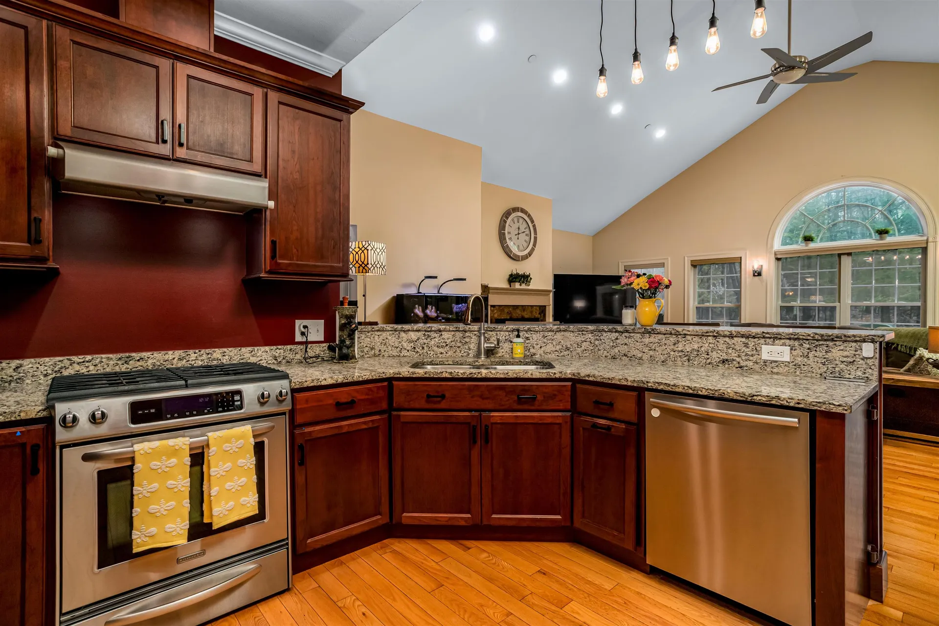 35 Monadnock Lane Peterborough NH 03458