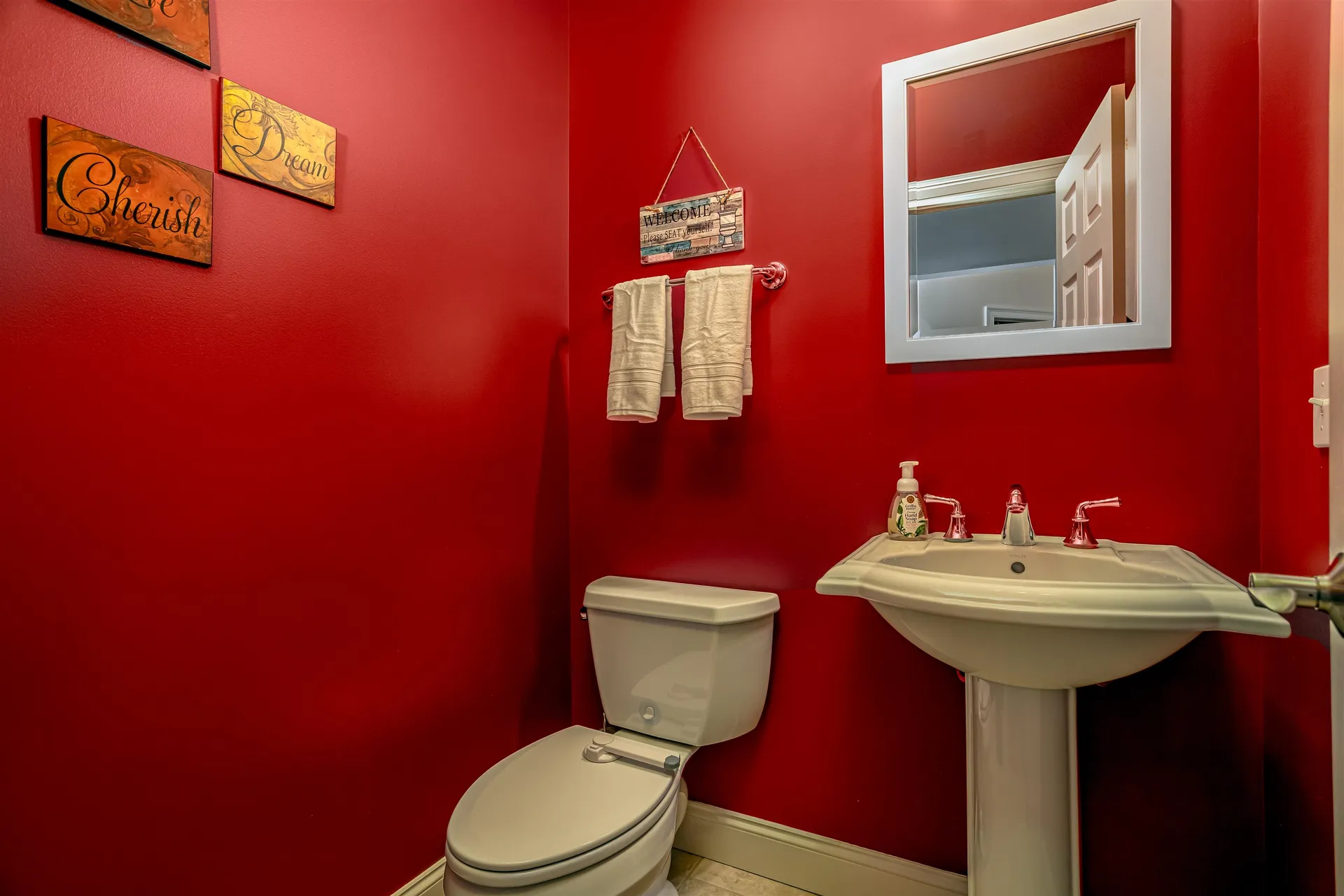 35 Monadnock Lane Peterborough NH 03458