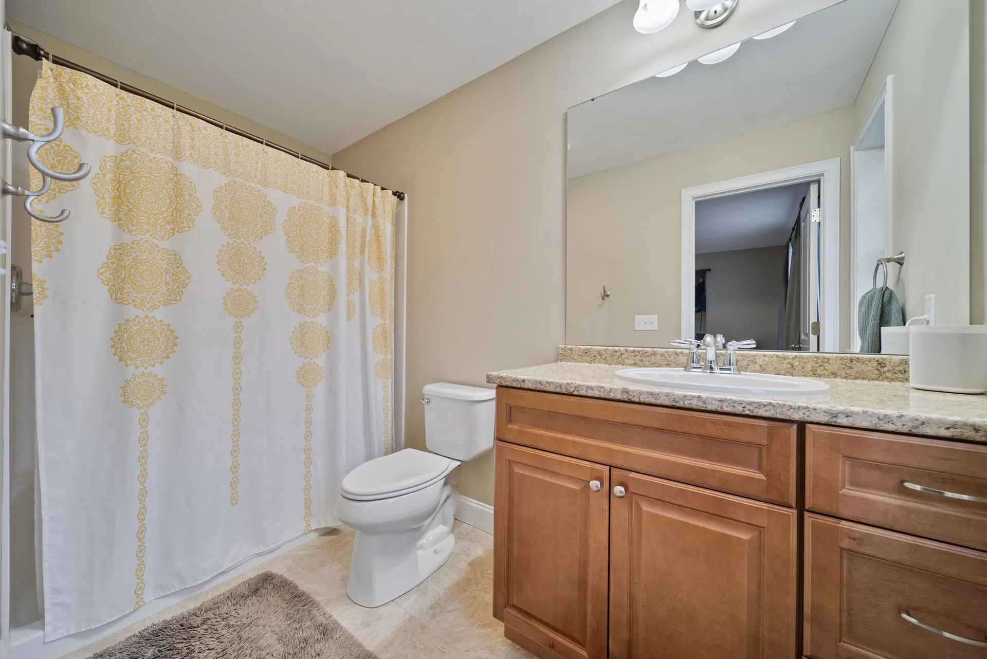 18 Amy Way Concord NH 03303