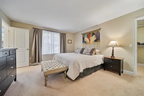 18 Amy Way Concord NH 03303