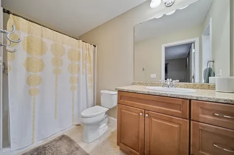 18 Amy Way Concord NH 03303