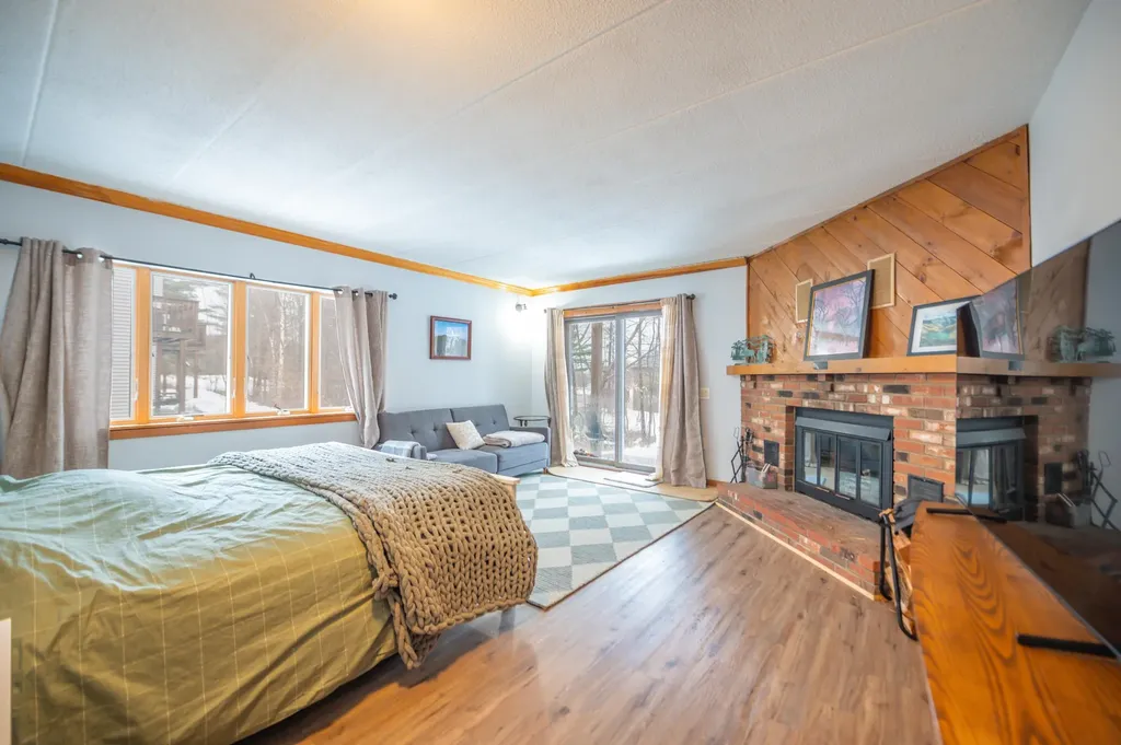 11b Snow Tree Lane Dover VT 05356