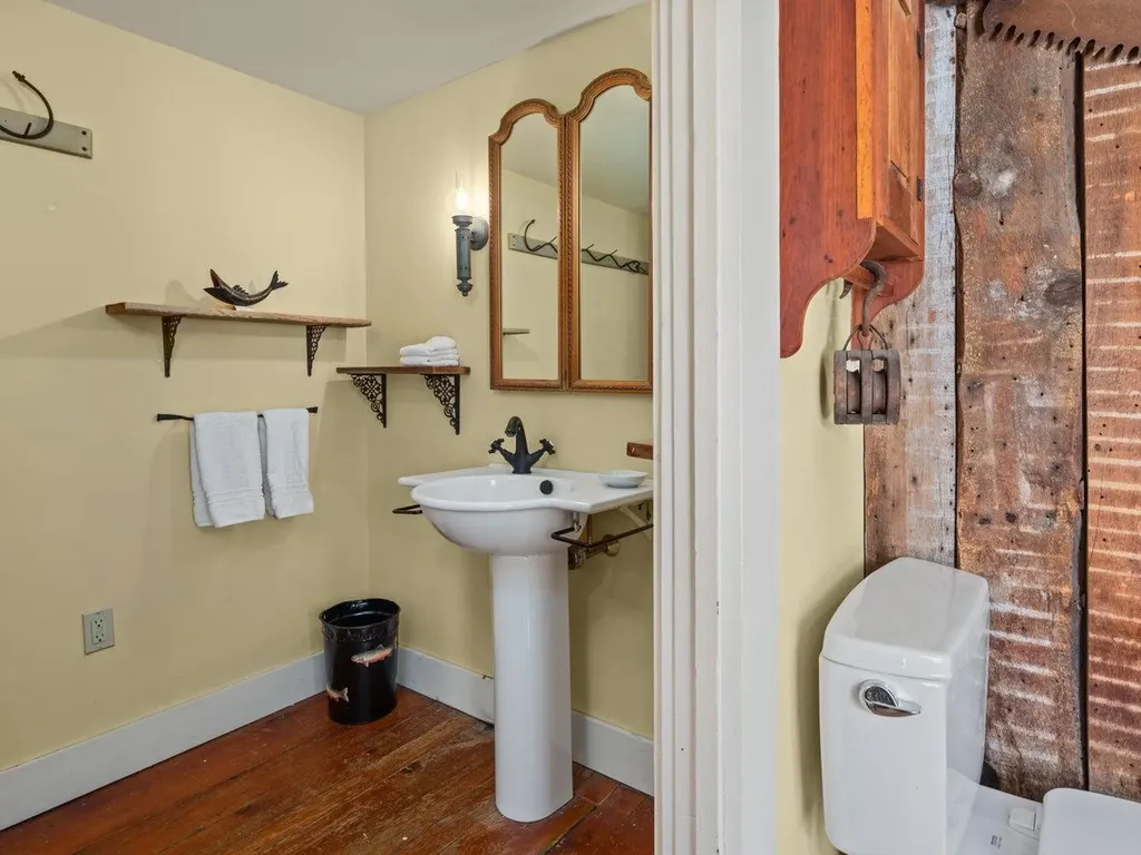 912 Grandey Road Addison VT 05491