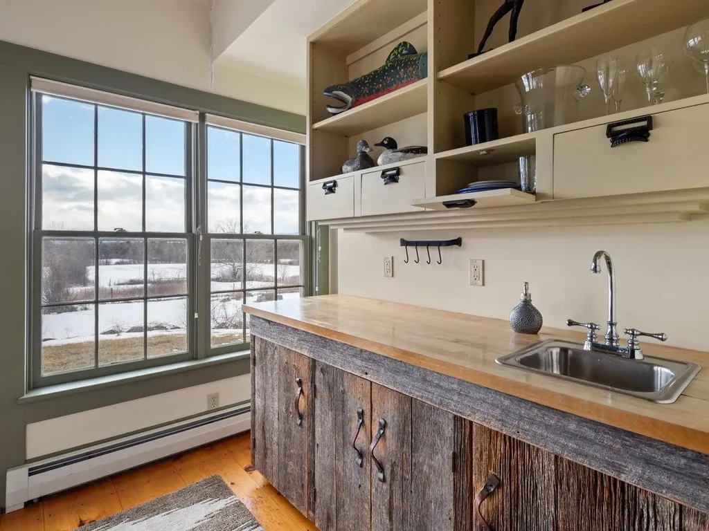 912 Grandey Road Addison VT 05491