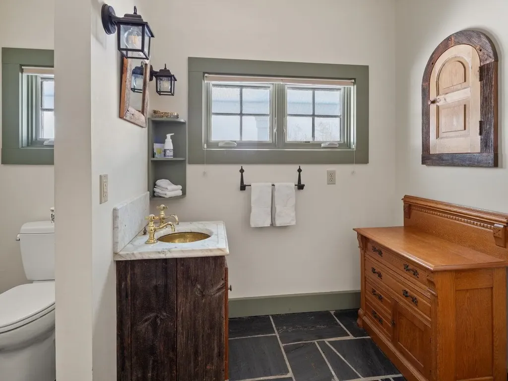 912 Grandey Road Addison VT 05491