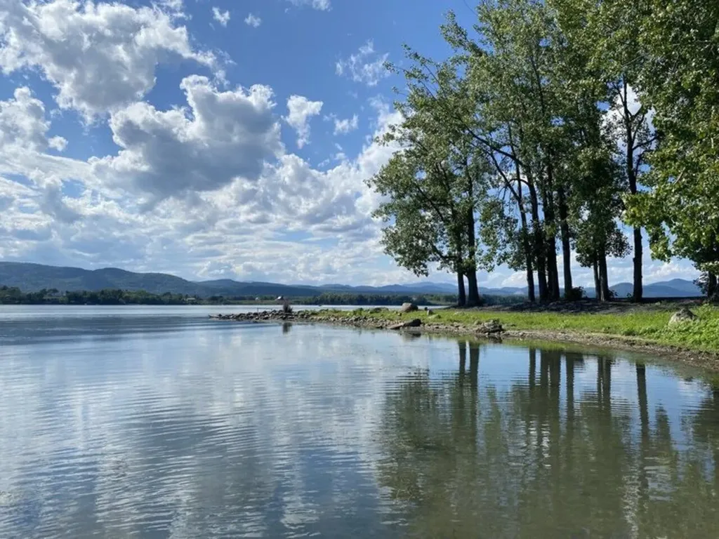 912 Grandey Road Addison VT 05491