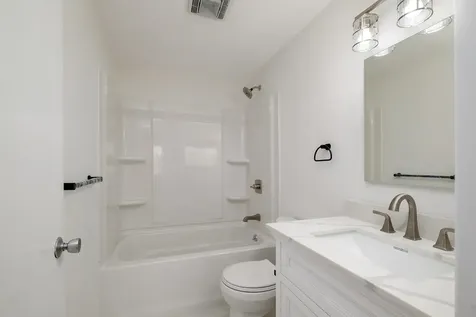 905 Cocheco Court Dover NH 03842