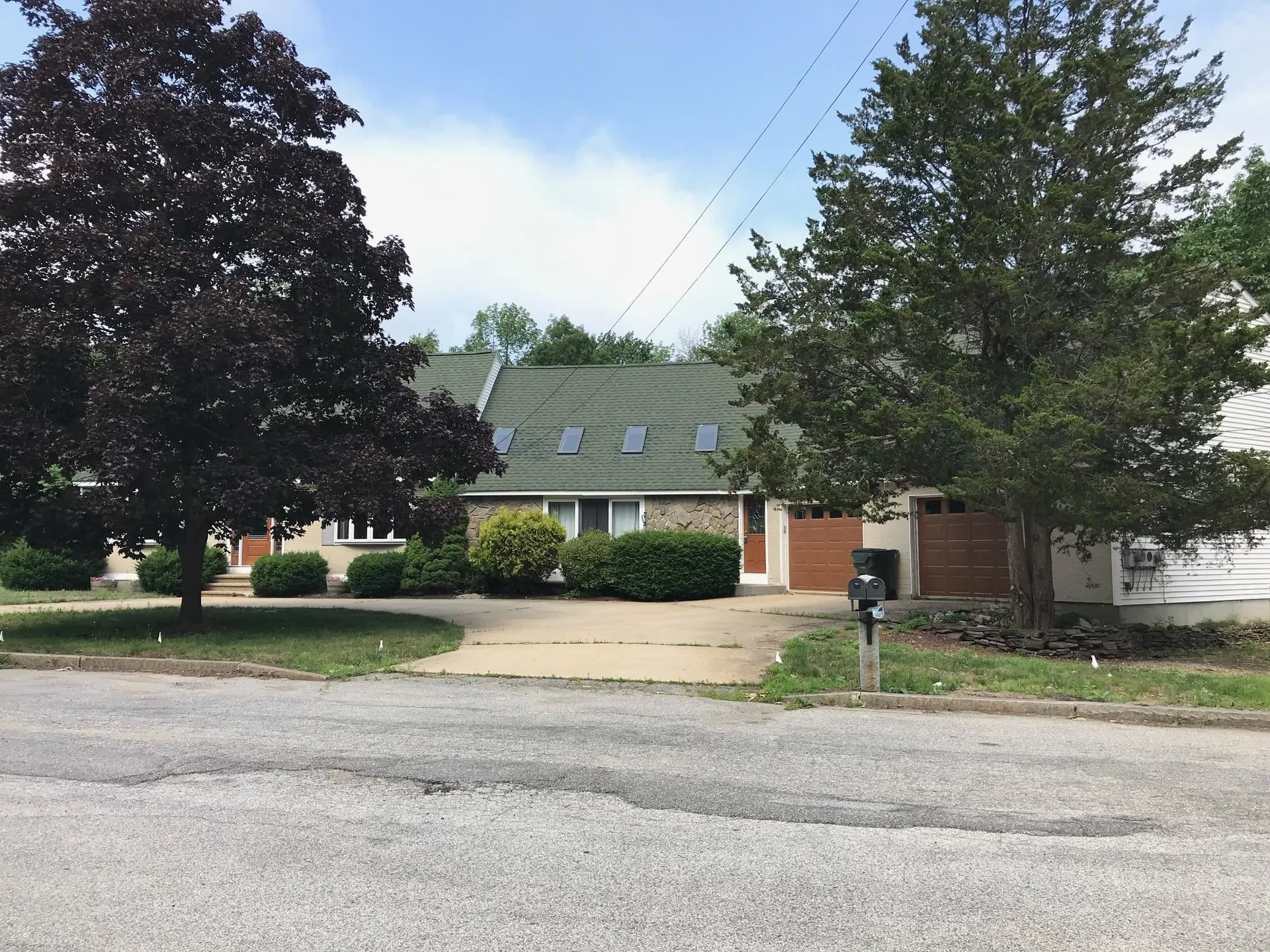 1308 Old Mammoth Road Manchester NH 03104