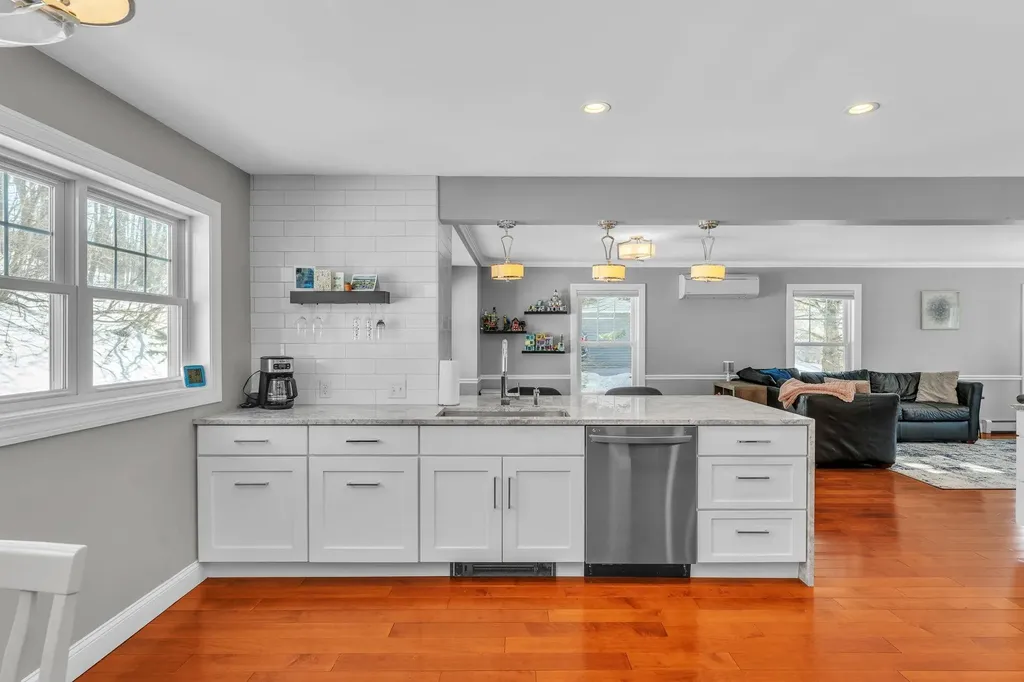 9 Harbor Ridge Road South Burlington VT 05403