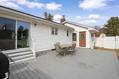 202 Naticook Road Merrimack NH 03054